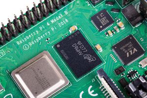 Jednodeskový Počítač, Raspberry Pi 4 Model B, BCM2711 SoC, 8GB DDR4 RAM, USB 3.0, PoE Možnost