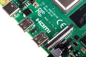 Jednodeskový Počítač, Raspberry Pi 4 Model B, BCM2711 SoC, 8GB DDR4 RAM, USB 3.0, PoE Možnost