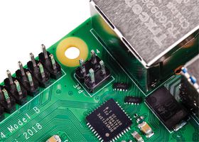 Jednodeskový Počítač, Raspberry Pi 4 Model B, BCM2711 SoC, 8GB DDR4 RAM, USB 3.0, PoE Možnost